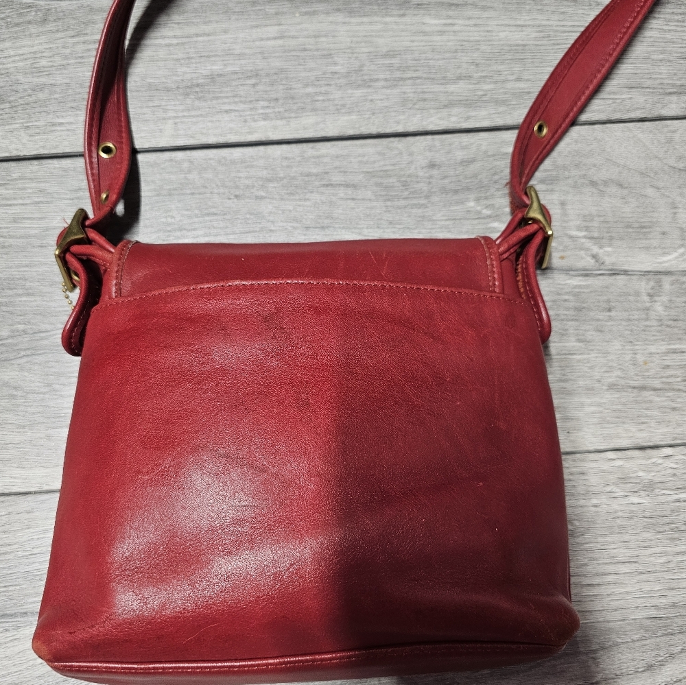 Coach EUC Bags Vintage Legacy Companion Flap #9715 Red Crossbody Bag A Gem - Picture 4 of 12
